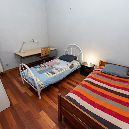 Anna-Maria : Grand Appartement 10 Personnes+Parking Prive -Actif+ Location- 马赛 外观 照片